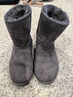 Ugg Classic Short